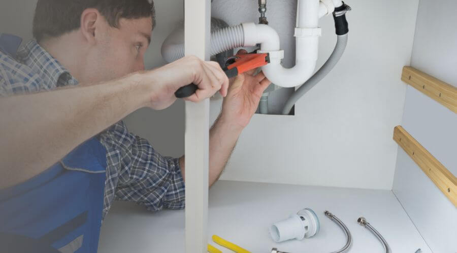 Expert burst pipe repair services in Vincent, KY